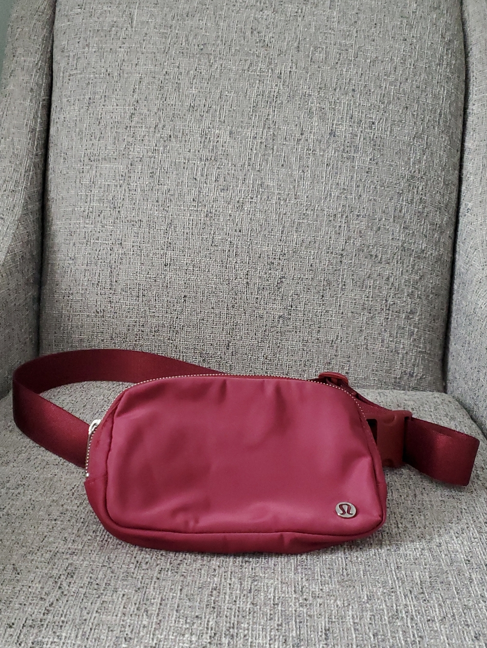Lululemon Everywhere Belt Bag 1L, Deep Red